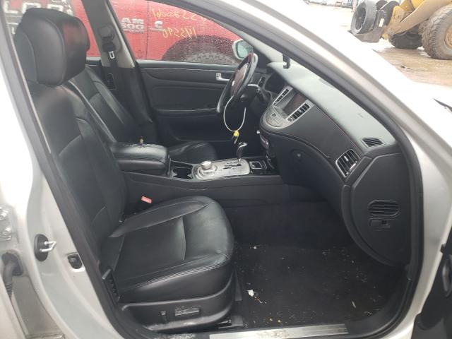Photo 5 from auction – 2012 HYUNDAI GENESIS 3. with VIN KMHGC4DD8CU184459