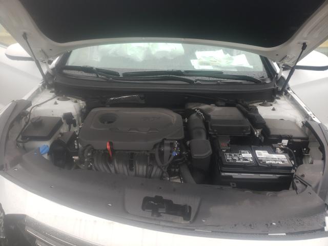 Photo 7 from auction – 2017 HYUNDAI SONATA SE with VIN 5NPE24AF5HH588387