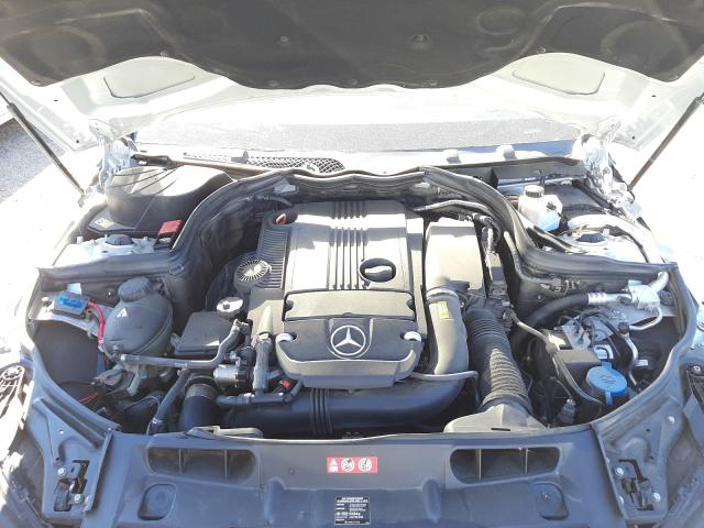 Photo 7 from auction – 2013 MERCEDES-BENZ C 250 with VIN WDDGF4HB1DA862000