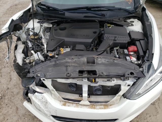 Photo 7 from auction – 2017 NISSAN ALTIMA 2.5 with VIN 1N4AL3AP8HN318655