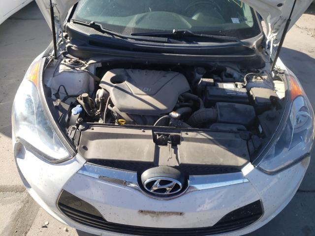 Photo 7 from auction – 2014 HYUNDAI VELOSTER with VIN KMHTC6AD6EU192481