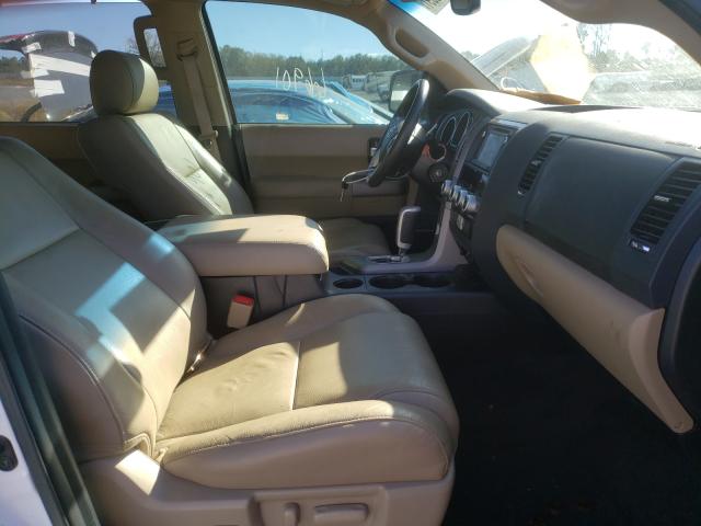 Photo 5 from auction – 2017 TOYOTA SEQUOIA LI with VIN 5TDJW5G17HS155216