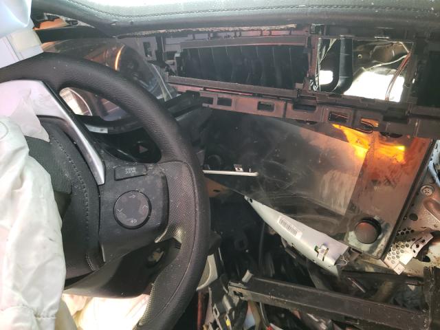 Photo 8 from auction – 2018 TOYOTA COROLLA L with VIN 5YFBURHE4JP773417