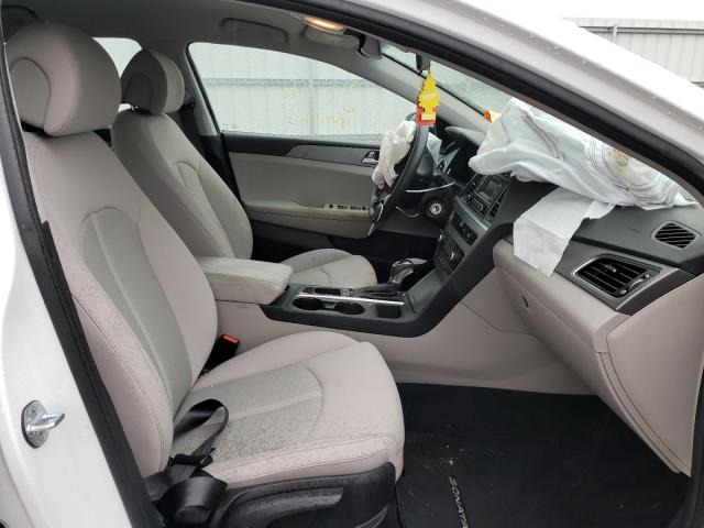 Photo 5 from auction – 2017 HYUNDAI SONATA SE with VIN 5NPE24AF5HH588387