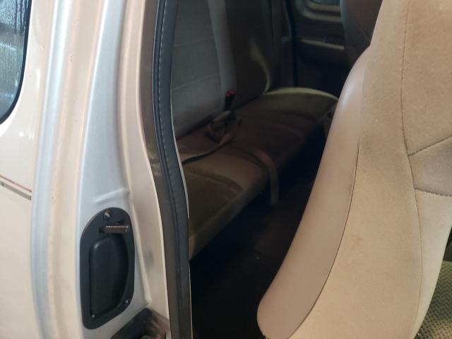 Photo 6 from auction – 2002 FORD F150 with VIN 2FTRX17W62CA83027