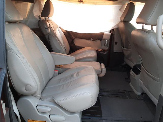 Photo 6 from auction – 2014 TOYOTA SIENNA XLE with VIN 5TDYK3DC2ES474989