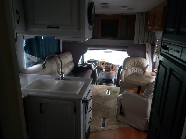 Photo 9 from auction – 2000 FORD ECONO RV C with VIN 1FDXE40S7XHB89228