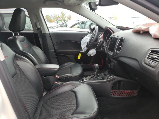 Photo 5 from auction – 2019 JEEP COMPASS TR with VIN 3C4NJDDB2KT671214