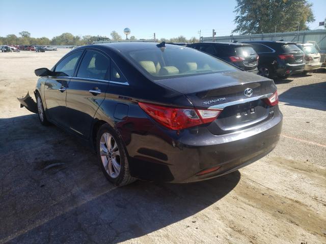 Photo 3 from auction – 2011 HYUNDAI SONATA SE with VIN 5NPEC4AC7BH104455
