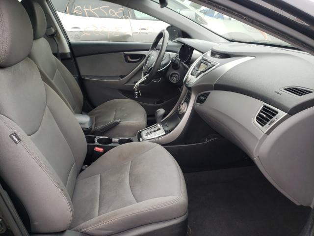 Photo 5 from auction – 2012 HYUNDAI ELANTRA GL with VIN 5NPDH4AE4CH119950