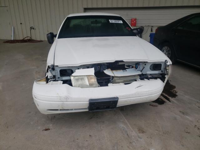 Photo 9 from auction – 2011 FORD CROWN VICT with VIN 2FABP7BVXBX115673