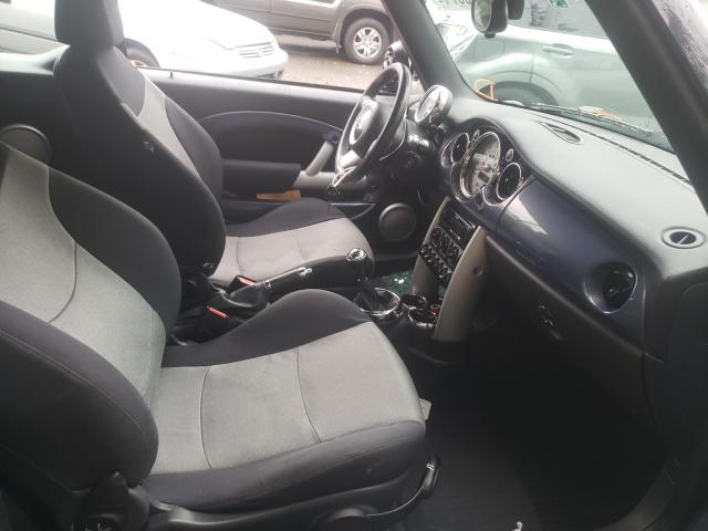 Photo 5 from auction – 2005 MINI COOPER with VIN WMWRF33475TF61663