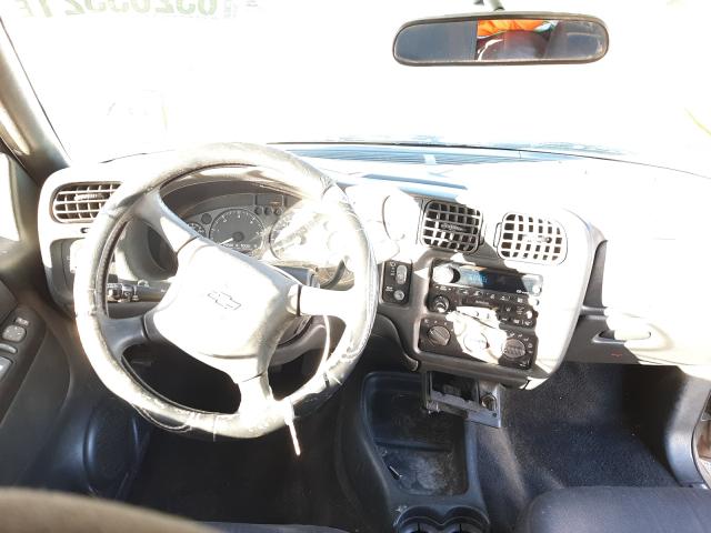 Photo 9 from auction – 2003 CHEVROLET BLAZER with VIN 1GNCS13X03K113341