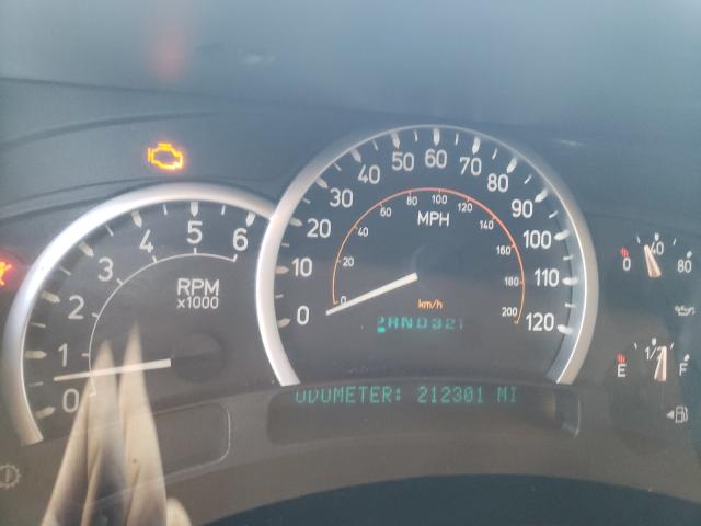 Photo 8 from auction – 2005 HUMMER H2 with VIN 5GRGN23U45H133829