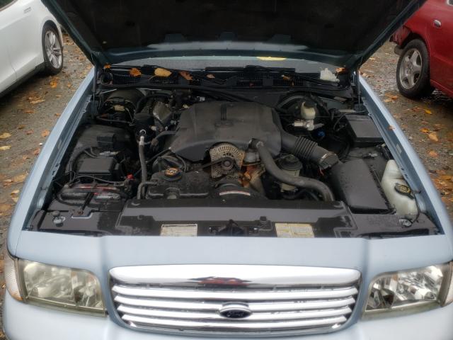 Photo 7 from auction – 2000 FORD CROWN VICT with VIN 2FAFP74W8YX130477