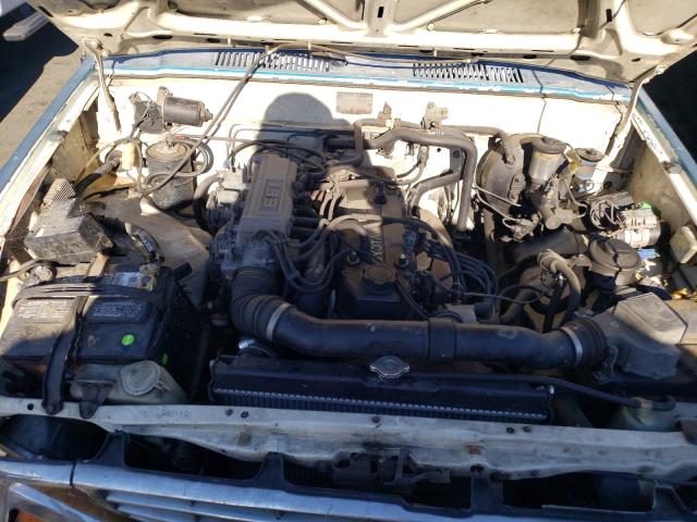 Photo 7 from auction – 1984 TOYOTA OTHER with VIN JT4RN56S7E0066048