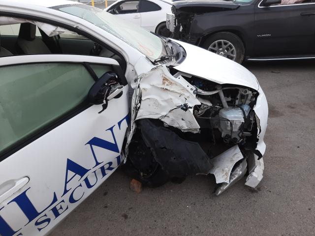 Photo 9 from auction – 2014 TOYOTA PRIUS C with VIN JTDKDTB39E1575057