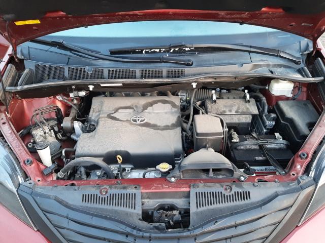 Photo 7 from auction – 2014 TOYOTA SIENNA XLE with VIN 5TDYK3DC2ES474989