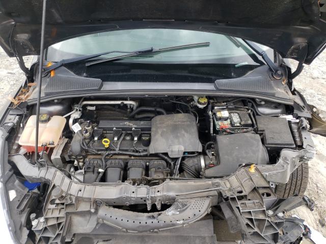 Photo 7 from auction – 2016 FORD FOCUS SE with VIN 1FADP3K2XGL215381