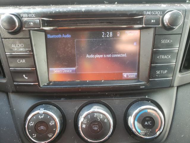 Photo 9 from auction – 2017 TOYOTA RAV4 LE with VIN 2T3BFREV6HW644562