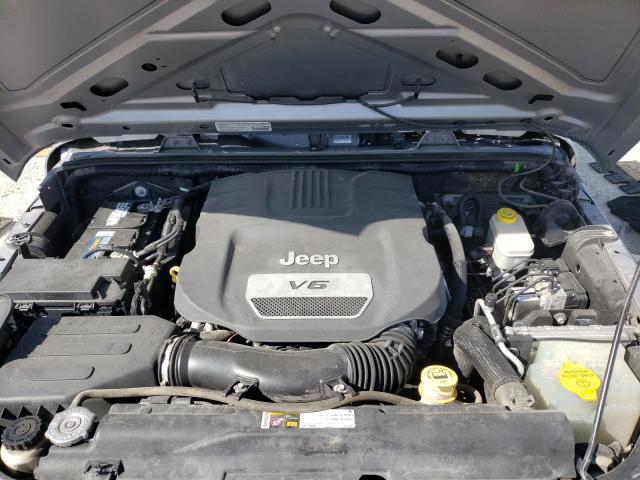 Photo 7 from auction – 2014 JEEP WRANGLER U with VIN 1C4BJWDG6EL320297