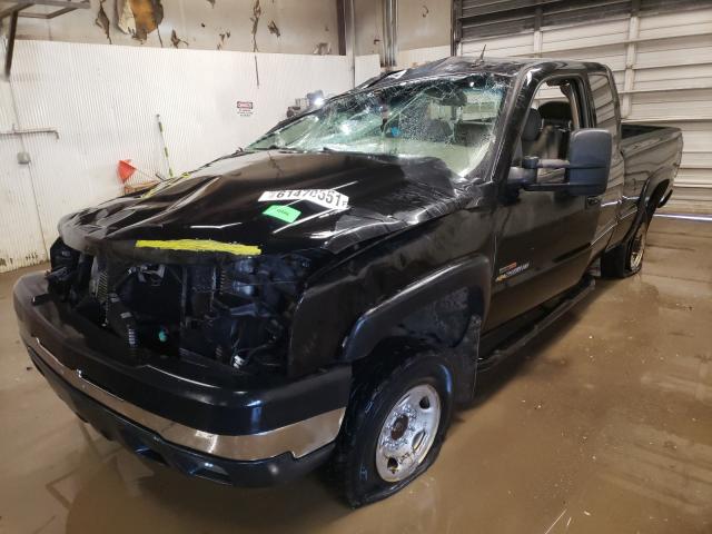Photo 2 from auction – 2005 CHEVROLET SILVERADO with VIN 1GCHK29275E194646