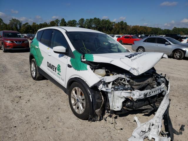 FORD ESCAPE SE 2017 with VIN 1FMCU9GD3HUC39010 - Photo from auction