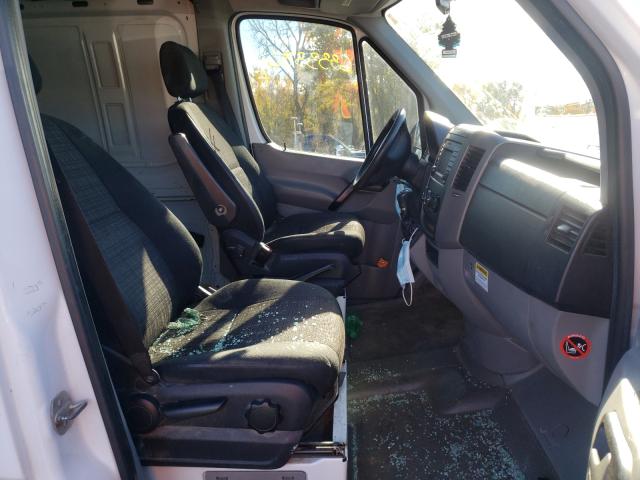 Photo 5 from auction – 2014 MERCEDES-BENZ SPRINTER 2 with VIN WD3PE7CCXE5874360