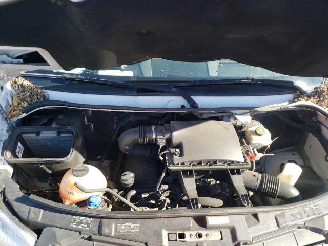 Photo 7 from auction – 2014 MERCEDES-BENZ SPRINTER 2 with VIN WD3PE7CCXE5874360