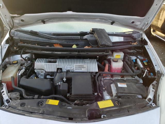 TOYOTA PRIUS 2014 with VIN JTDKN3DU9E1742679 - Photo from auction
