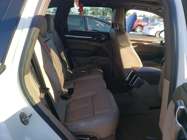 Photo 6 from auction – 2012 PORSCHE CAYENNE S with VIN WP1AE2A28CLA90176