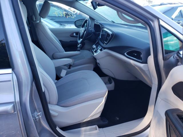 Photo 5 from auction – 2017 CHRYSLER PACIFICA T with VIN 2C4RC1DG2HR502571