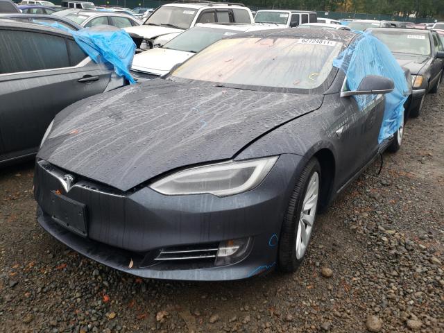 Photo 2 from auction – 2017 TESLA MODEL S with VIN 5YJSA1E20HF190367
