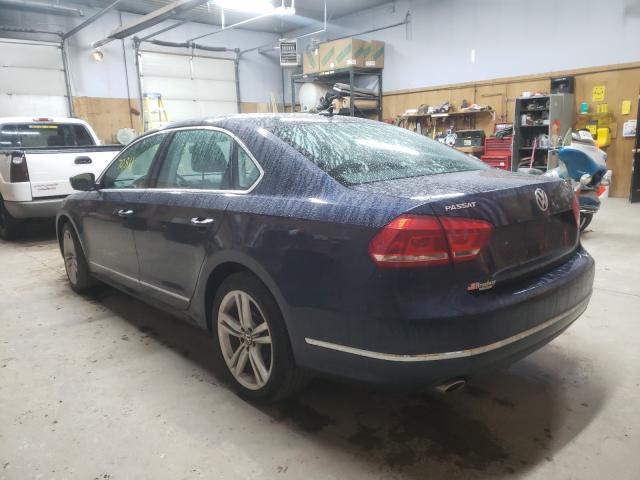 Photo 3 from auction – 2015 VOLKSWAGEN PASSAT SEL with VIN 1VWCV7A32FC064075