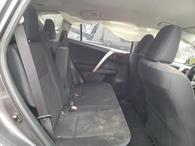 Photo 6 from auction – 2015 TOYOTA RAV4 LE with VIN JTMZFREV1FJ058460