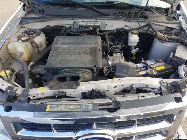 Photo 7 from auction – 2010 FORD ESCAPE LIM with VIN 1FMCU0EG3AKA32045