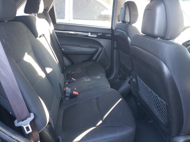 Photo 6 from auction – 2015 KIA SORENTO LX with VIN 5XYKTDA75FG580741