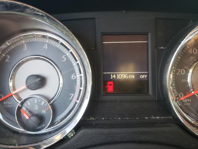 Photo 8 from auction – 2014 CHRYSLER TOWN & COU with VIN 2C4RC1BGXER444675