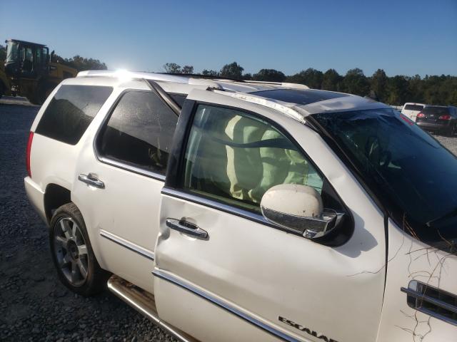 Photo 9 from auction – 2007 CADILLAC ESCALADE L with VIN 1GYFK63897R300421