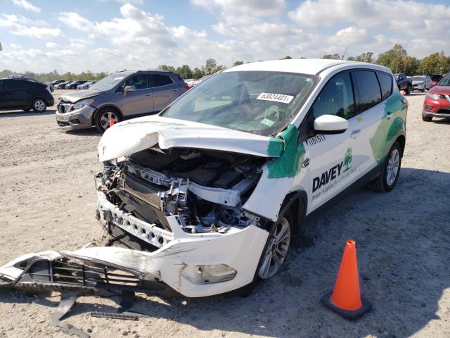 Photo 2 from auction – 2017 FORD ESCAPE SE with VIN 1FMCU9GD3HUC39010