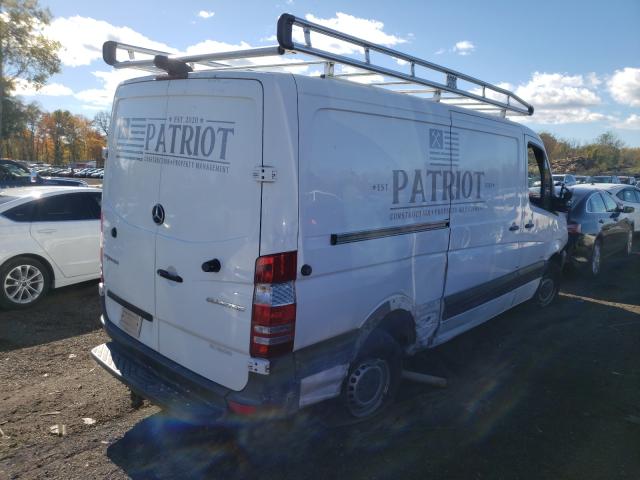 Photo 4 from auction – 2014 MERCEDES-BENZ SPRINTER 2 with VIN WD3PE7CCXE5874360