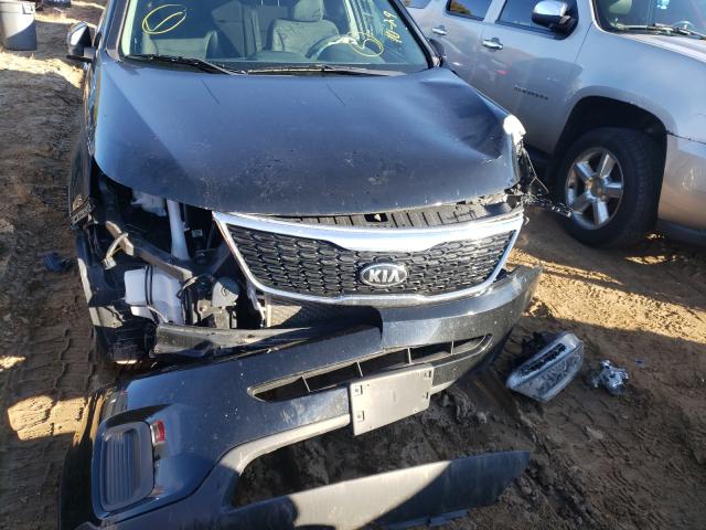 Photo 9 from auction – 2015 KIA SORENTO LX with VIN 5XYKTDA75FG580741