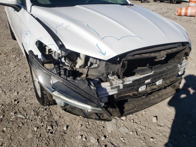 Photo 9 from auction – 2014 FORD FUSION S with VIN 1FA6P0G70E5351368