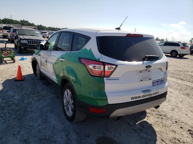 Photo 3 from auction – 2017 FORD ESCAPE SE with VIN 1FMCU9GD3HUC39010