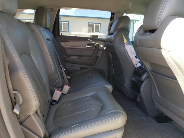 Photo 6 from auction – 2017 CHEVROLET TRAVERSE L with VIN 1GNKRFKD1HJ250569
