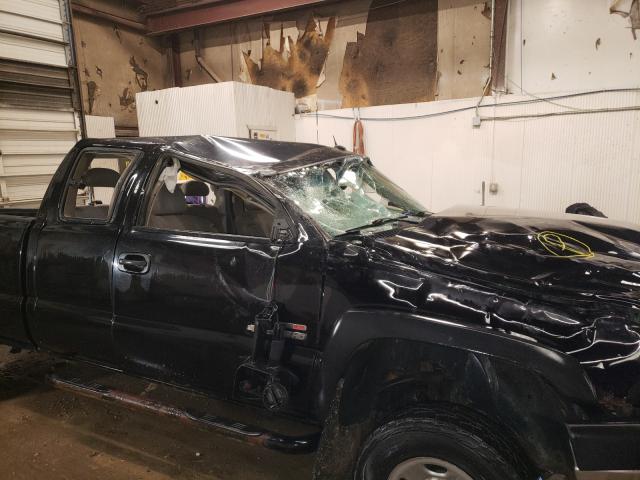 Photo 9 from auction – 2005 CHEVROLET SILVERADO with VIN 1GCHK29275E194646