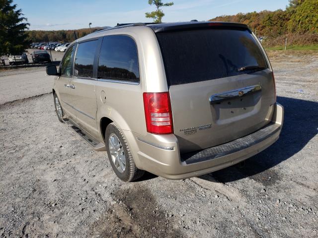 Photo 3 from auction – 2008 CHRYSLER TOWN & COU with VIN 2A8HR64X18R690404