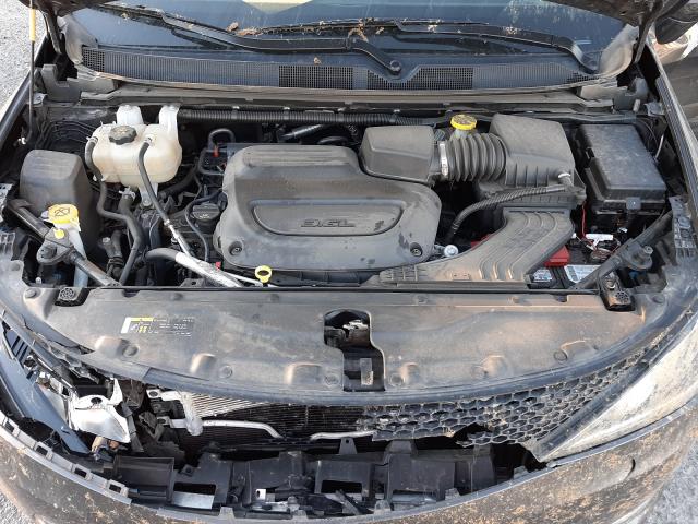 Photo 7 from auction – 2019 CHRYSLER PACIFICA T with VIN 2C4RC1BG9KR592957