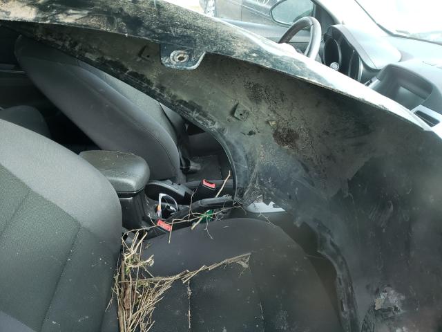 Photo 5 from auction – 2014 CHEVROLET CRUZE with VIN 1G1PC5SB7E7228862
