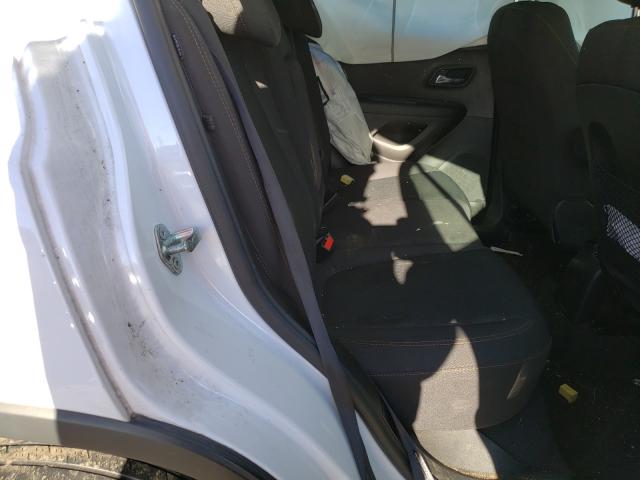 Photo 6 from auction – 2017 CHEVROLET TRAX LS with VIN 3GNCJKSB6HL214582